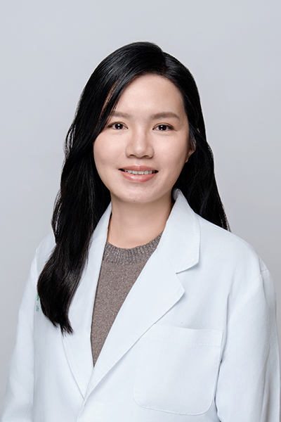 楊依倩 Yi-Chien Yang